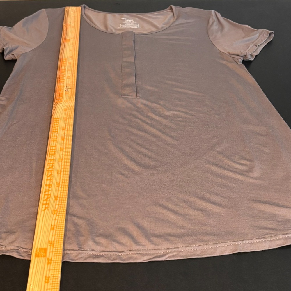 Magnetic Me Womens Grey Stretch Short Sleeve Nursing Tee size MED 8/10 Comfort - Picture 7 of 8